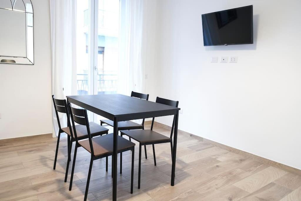 Nizza Apartment In Centro Салерно Экстерьер фото